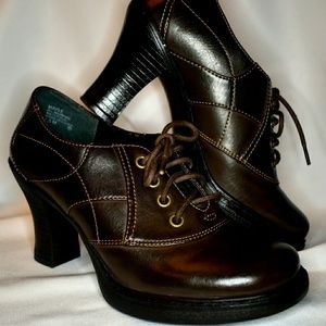Dark Brown Ladies Tie Ups